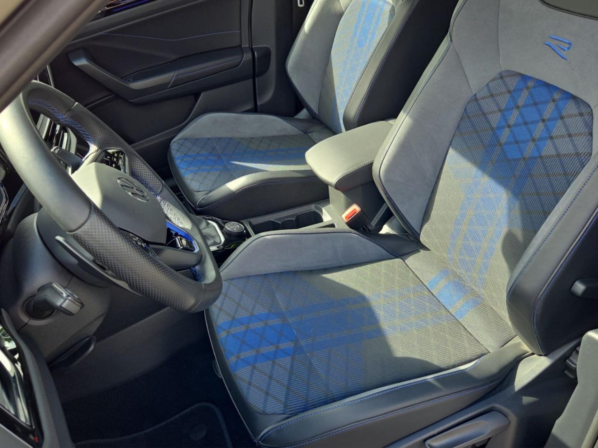 Volkswagen T-Roc R