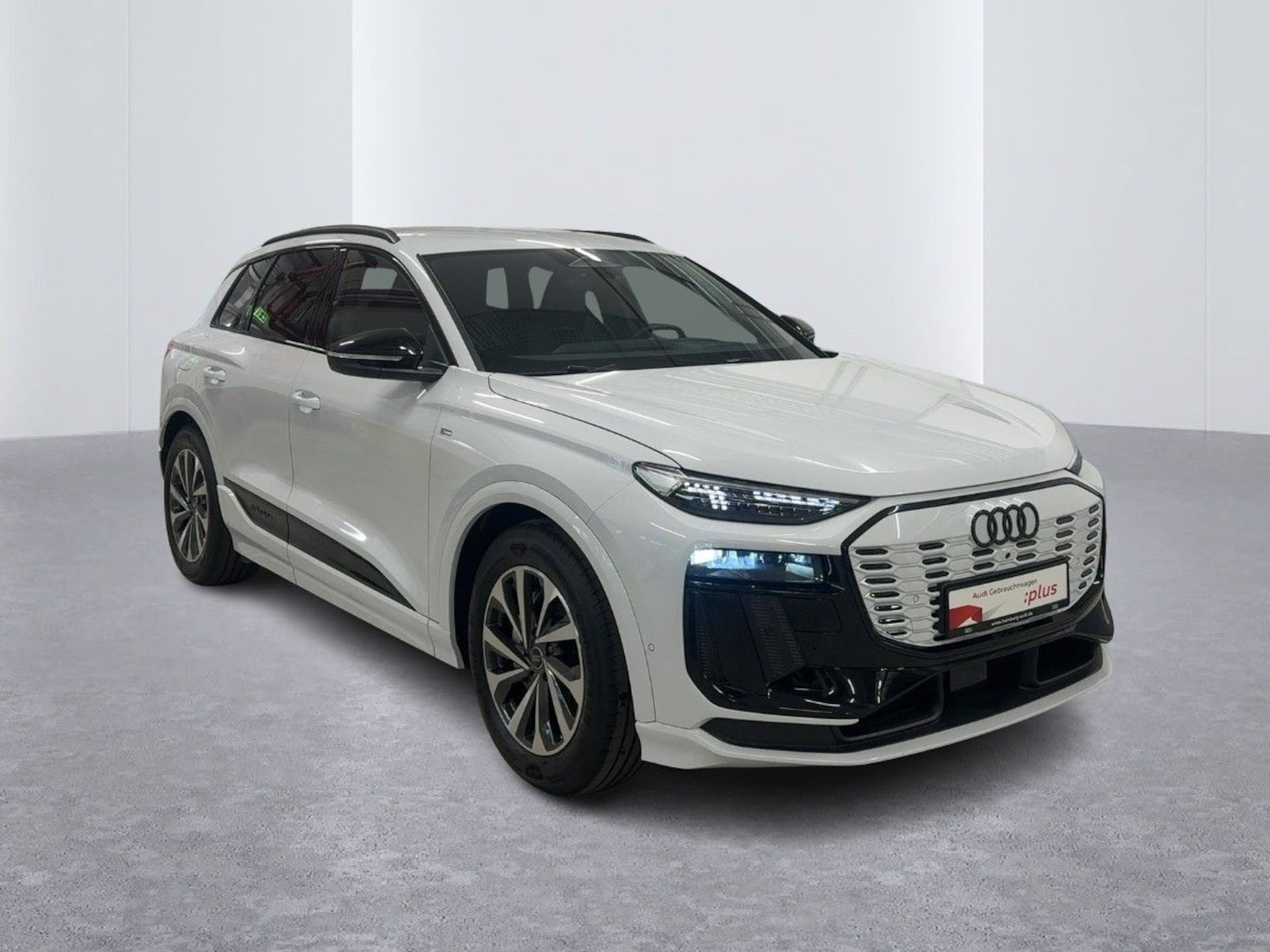 Audi Q6 SUV e-tron