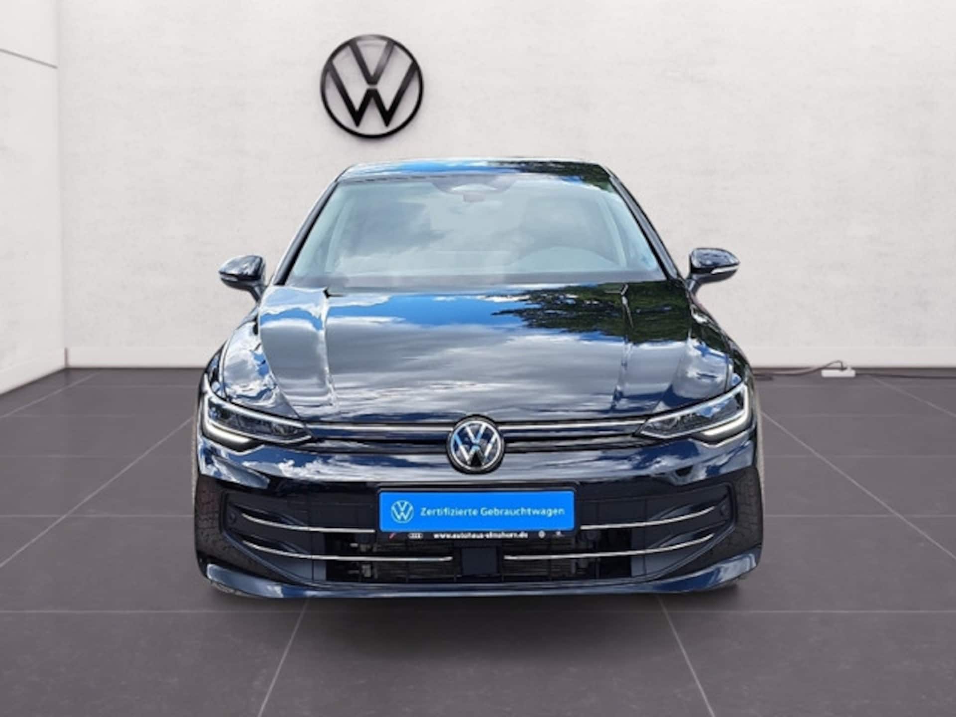 Volkswagen Golf Life