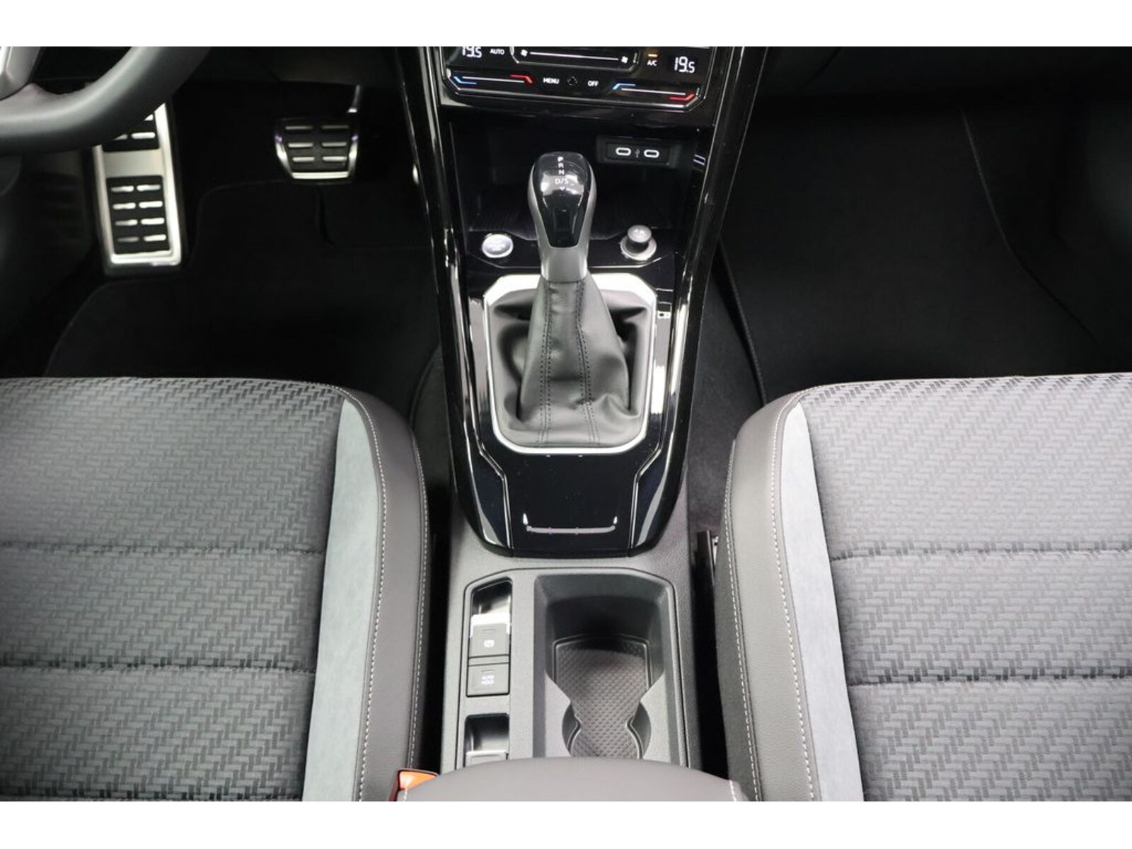 Volkswagen T-Roc Cabriolet – Bild 13