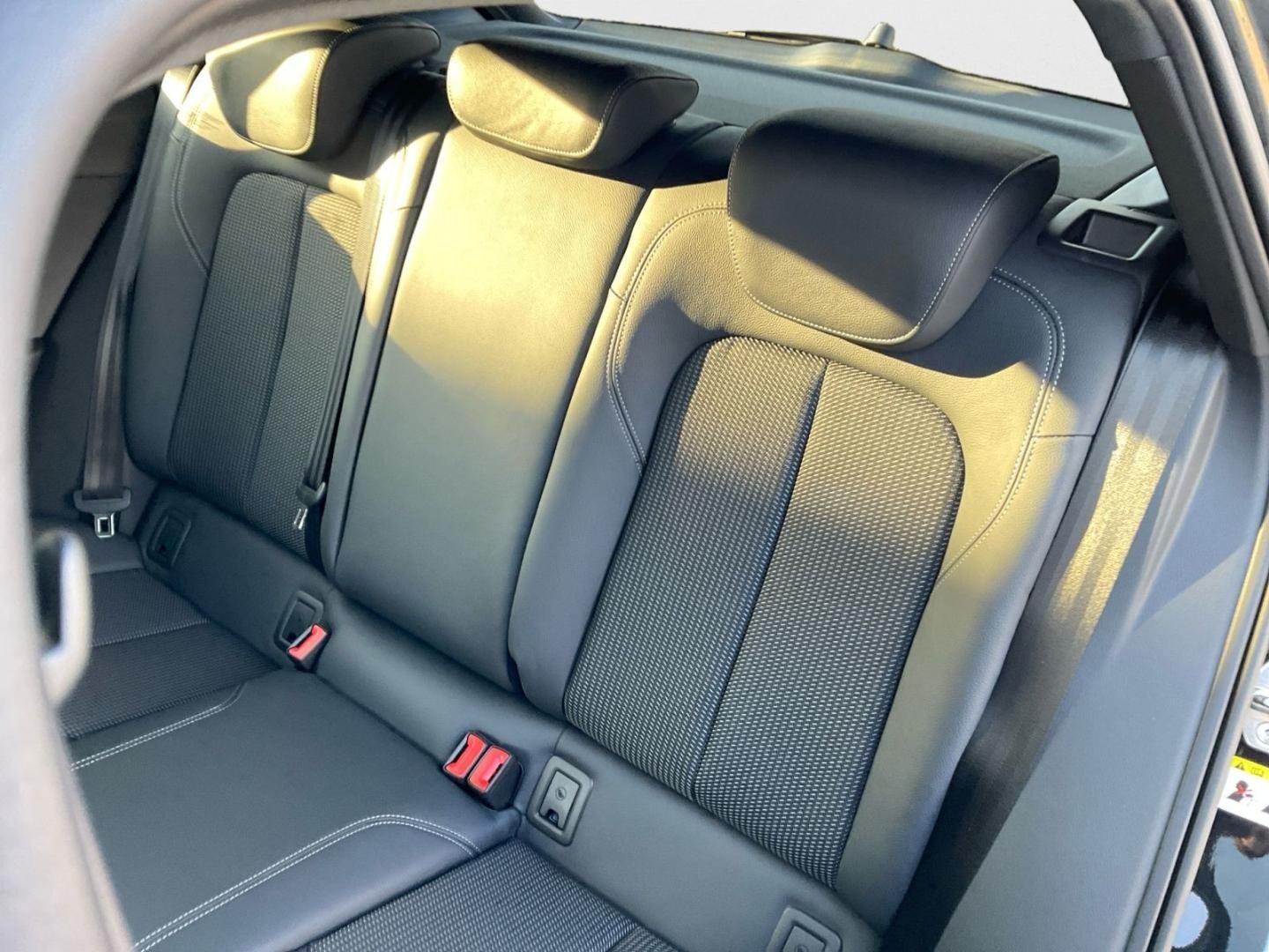 Bild über Audi Q2 S line 35 TFSI S tronic - für weitere Informationen kontaktieren Sie den Audi Partner