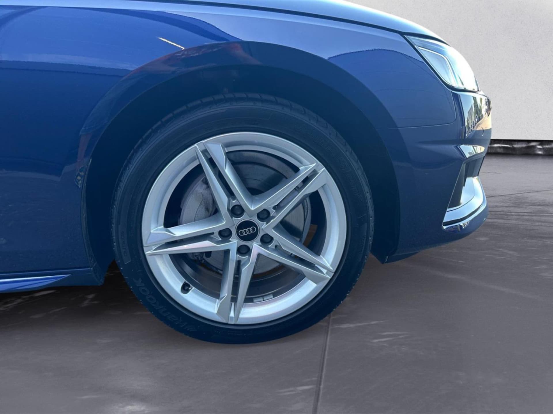 Audi A4 Limousine Advanced