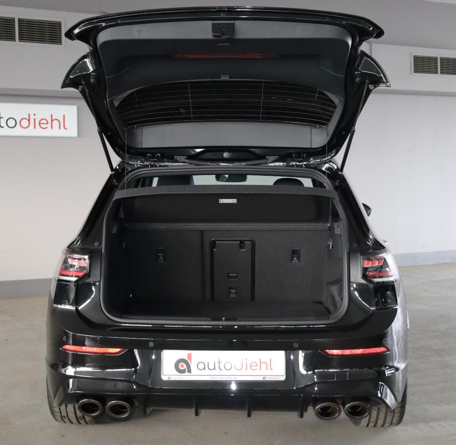 Volkswagen Golf R Black Edition