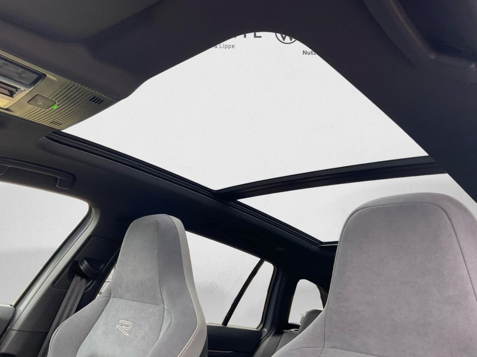 Volkswagen Golf Variant R-Line