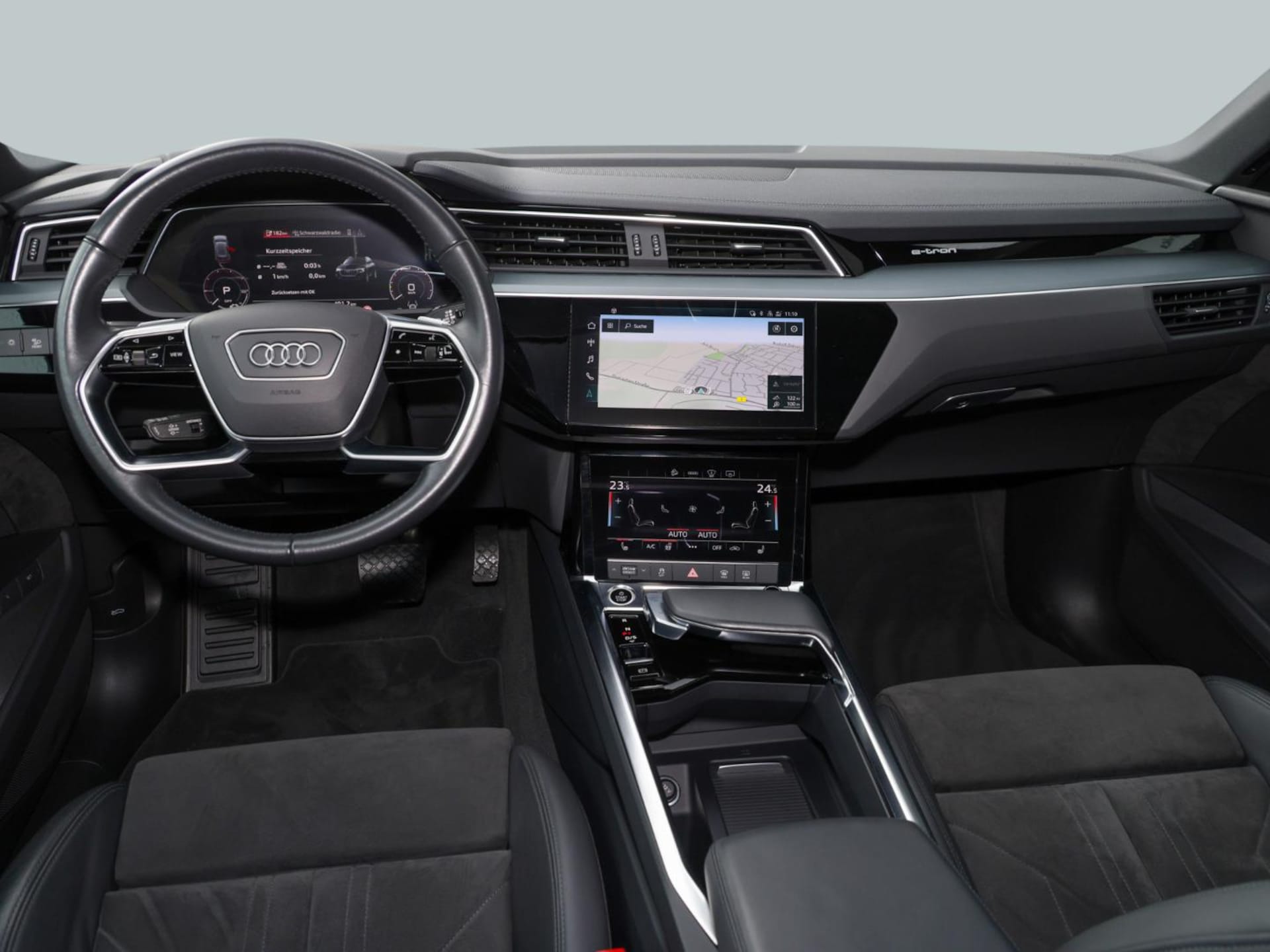 Audi e-tron S line