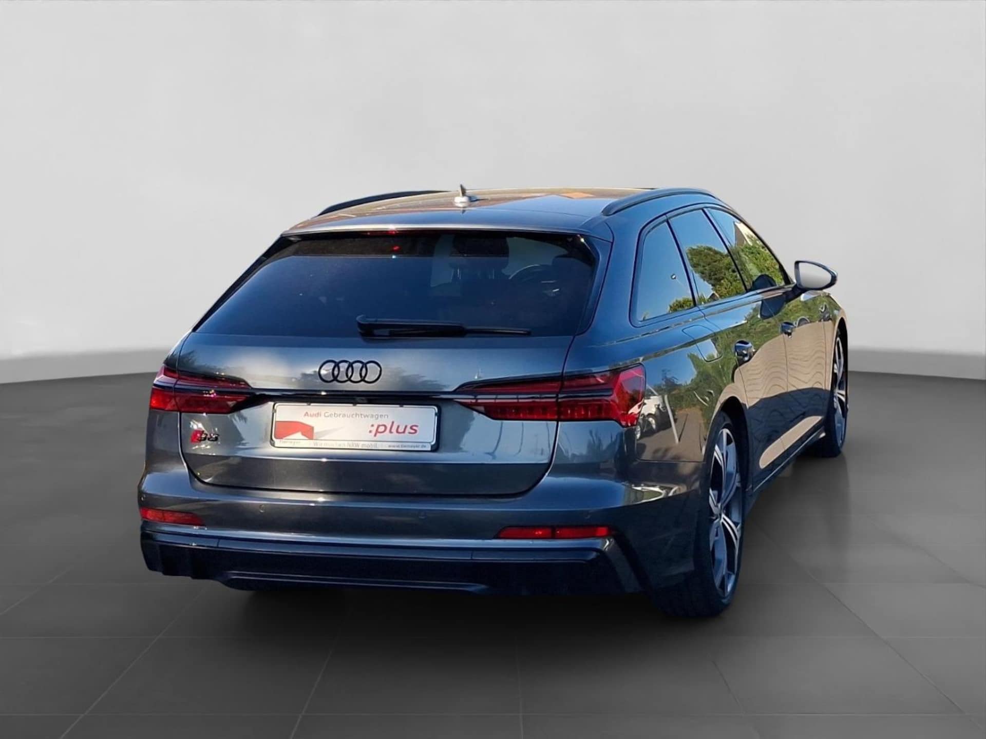 Audi S6 Avant