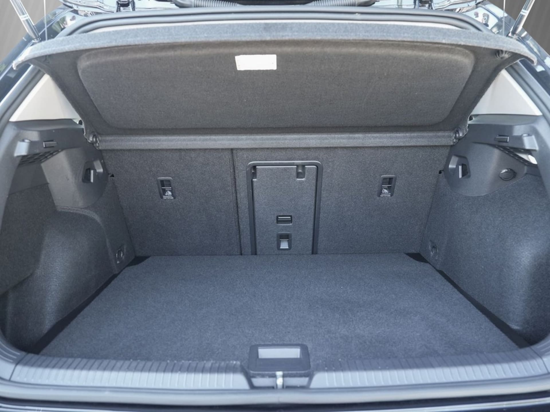Volkswagen Golf Active