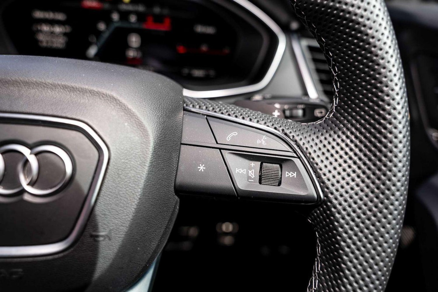 Image about Audi SQ5 Sportback TDI quattro tiptronic