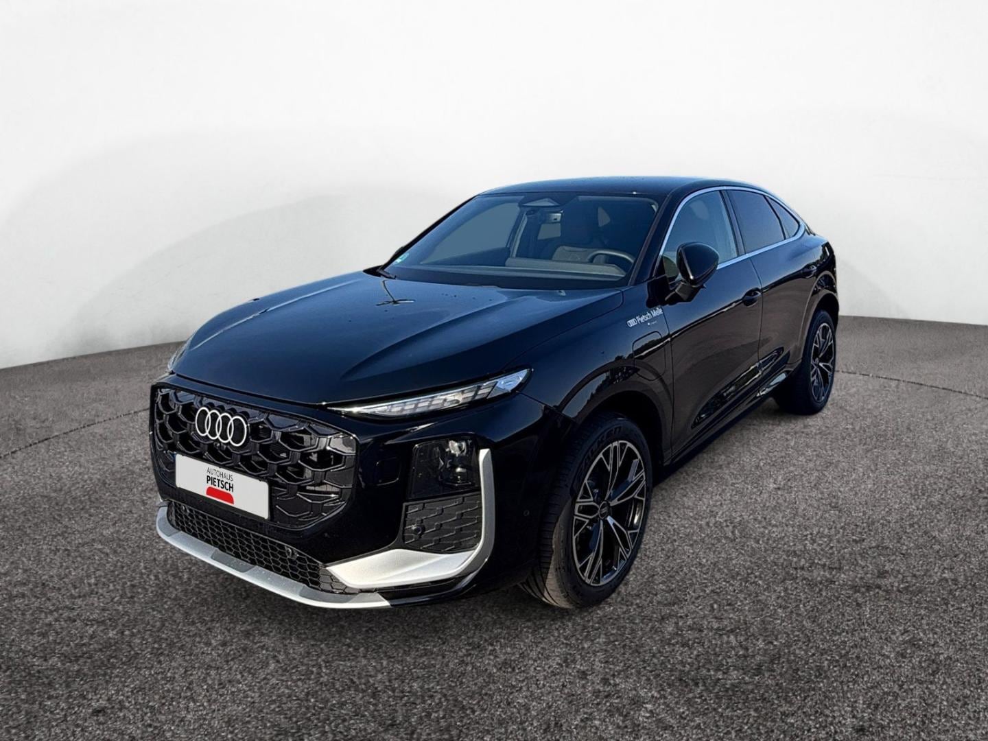 Bild über Audi Q3 Sportback e-hybrid e-hybrid 200 kW S tronic - für weitere Informationen kontaktieren Sie den Audi Partner