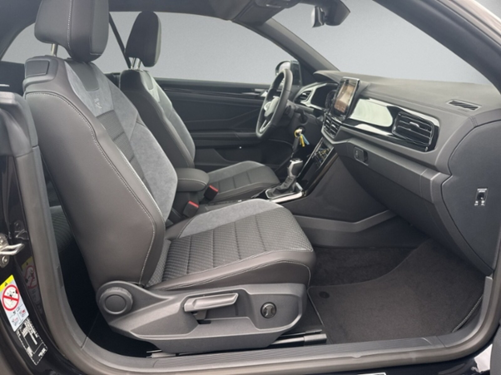 Volkswagen T-Roc Cabriolet – Bild 11