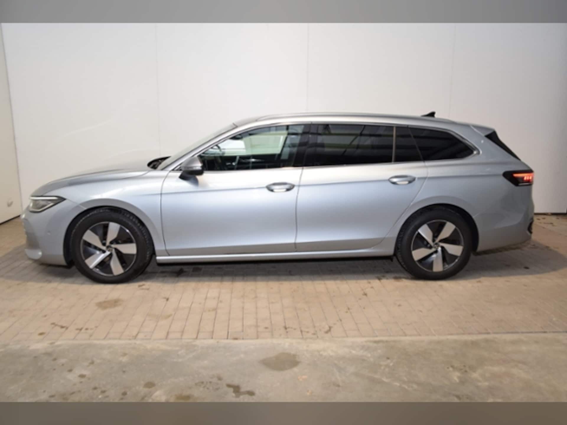 Volkswagen Passat Elegance