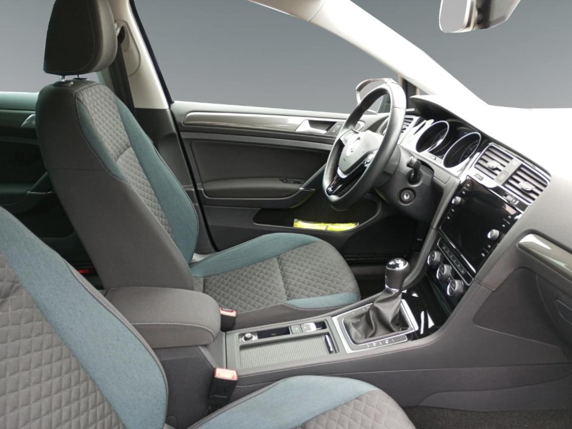 Volkswagen Golf IQ.DRIVE