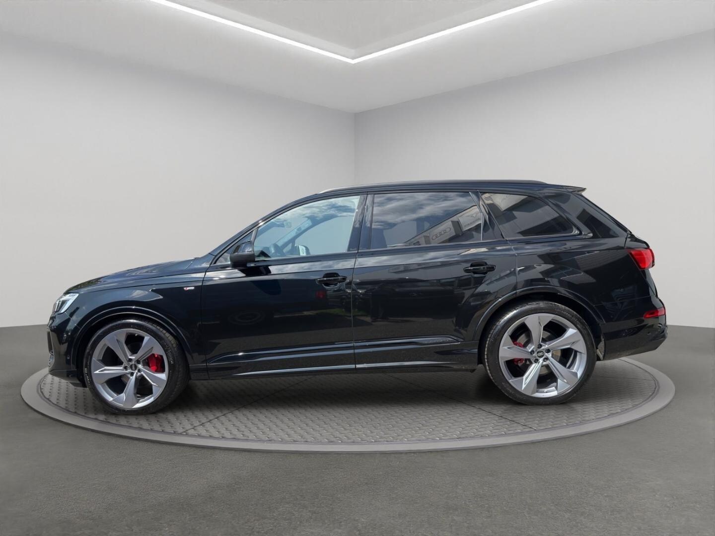 Bild über Audi Q7 SUV S line business TDI quattro 210 kW tiptronic - für weitere Informationen kontaktieren Sie den Audi Partner