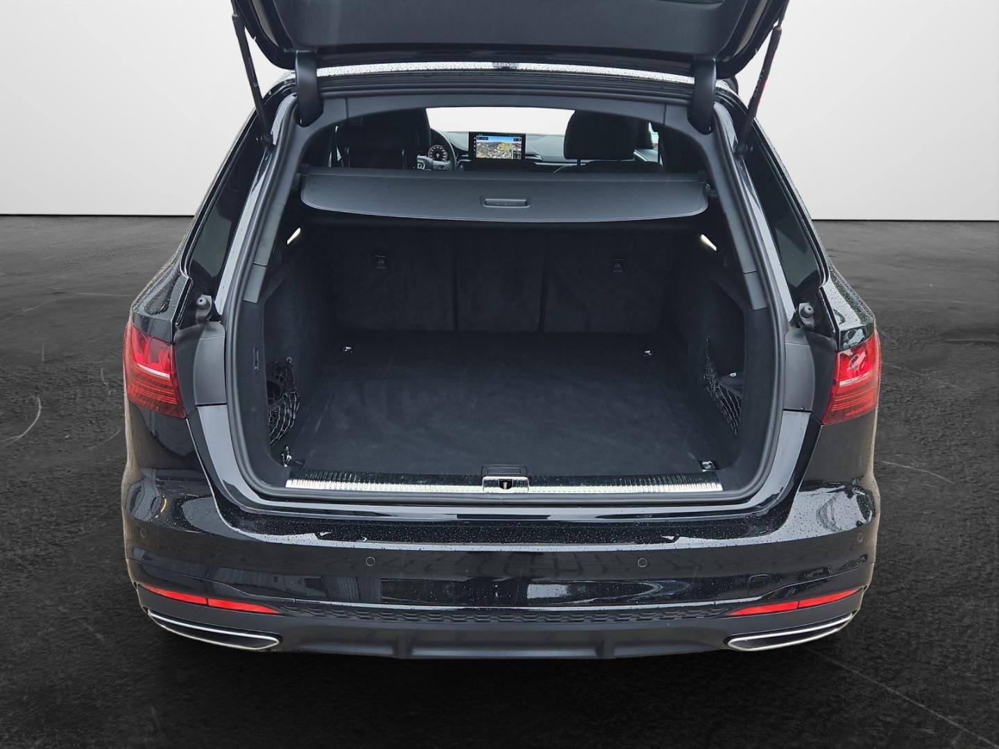 Bild über Audi A4 Avant S line 40 TFSI S tronic - für weitere Informationen kontaktieren Sie den Audi Partner