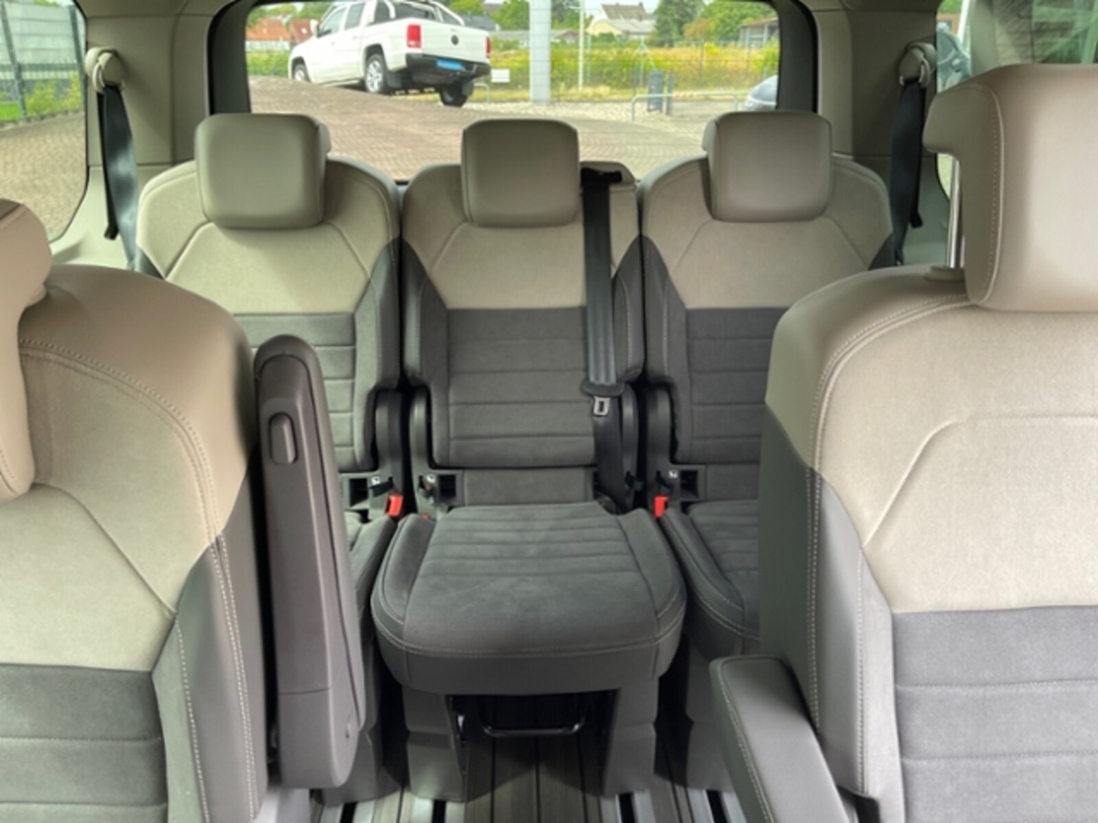 Volkswagen Multivan Langversion – Bild 14