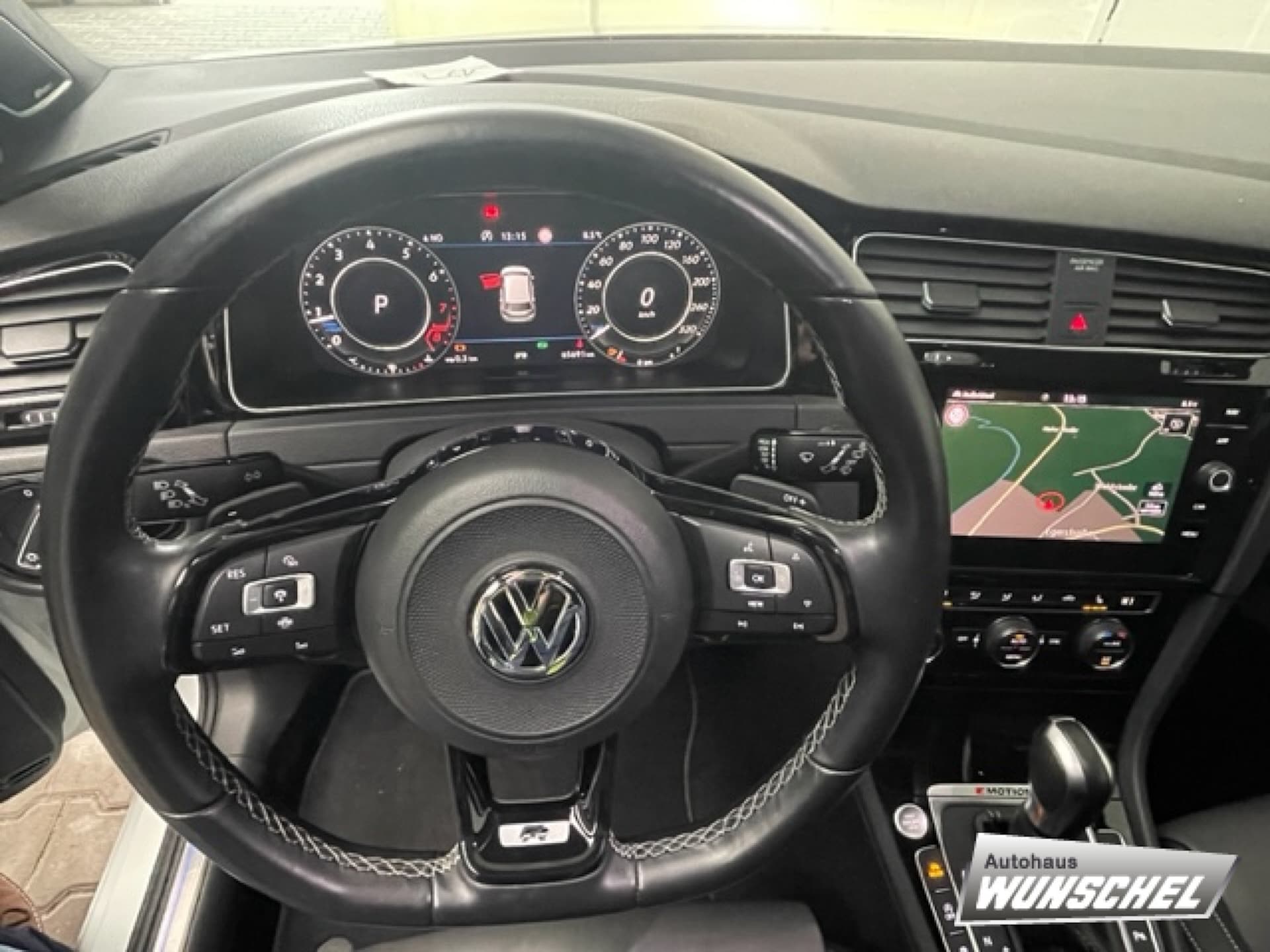 Volkswagen Golf R