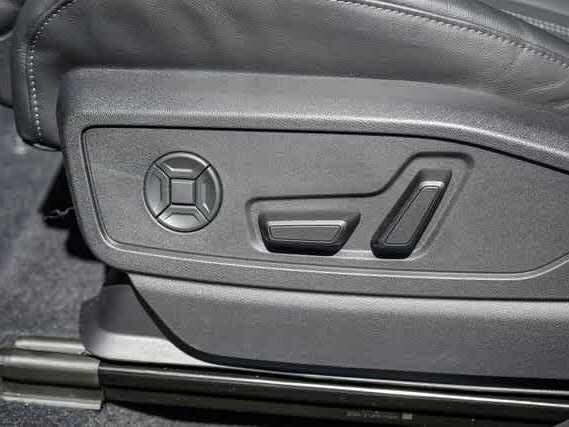 2025 Audi Q5 Prestige - Photo 28