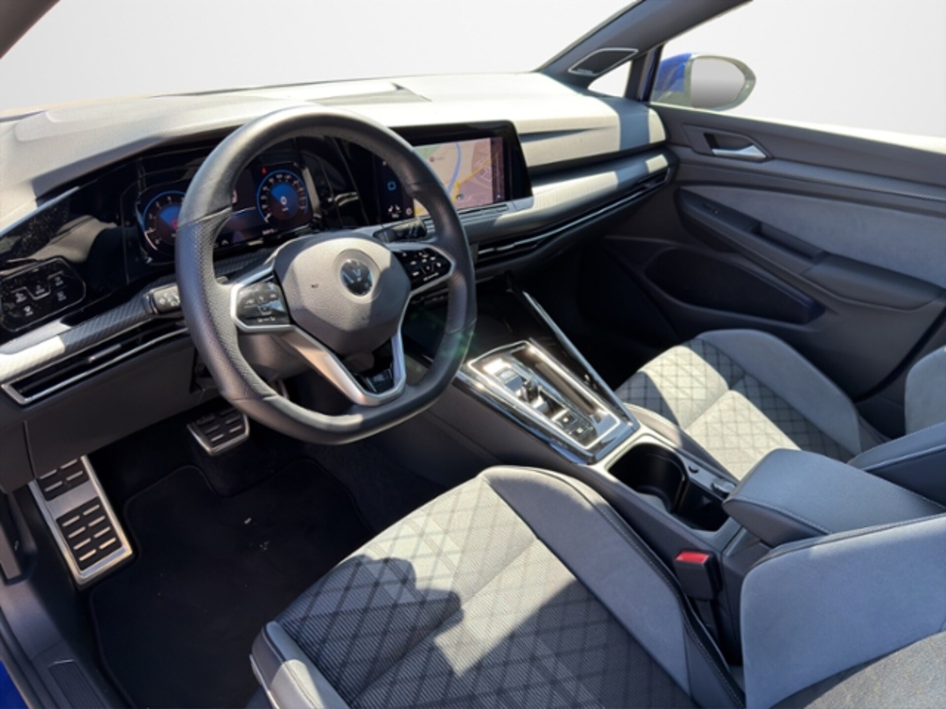 Volkswagen Golf R-Line