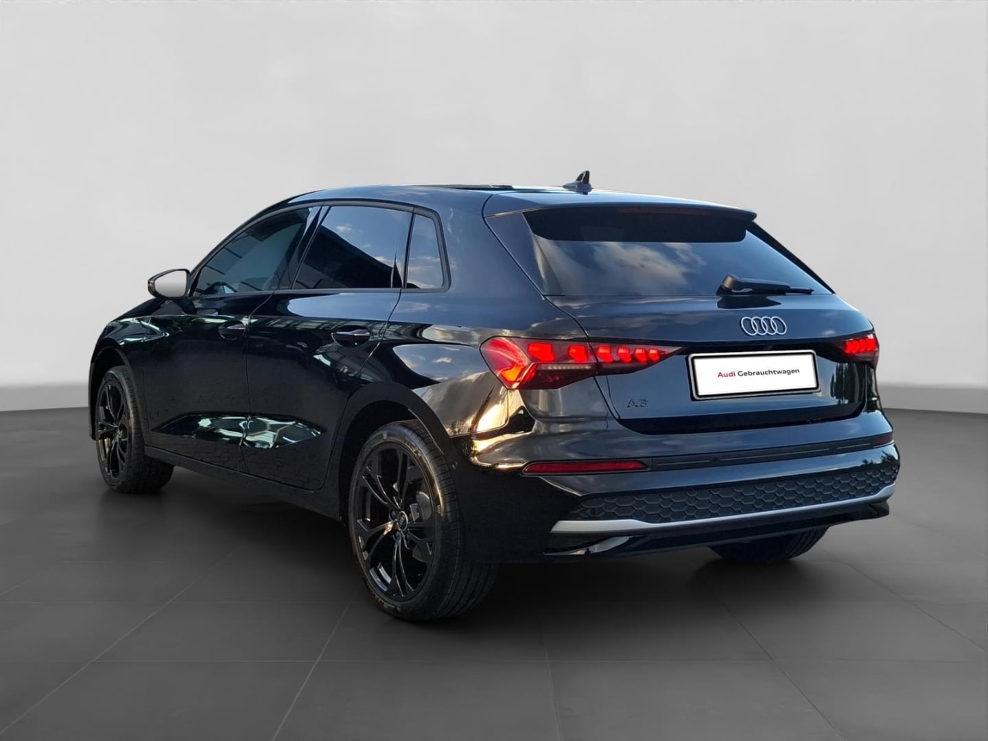 Bild über Audi A3 Sportback TFSI 85 kW S tronic - für weitere Informationen kontaktieren Sie den Audi Partner
