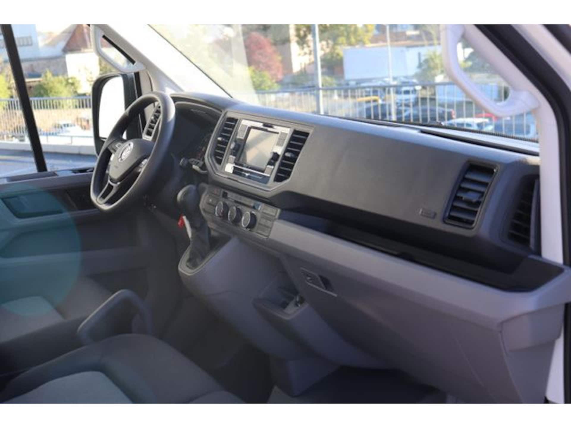 Volkswagen Crafter Kasten mittlerer Radstand