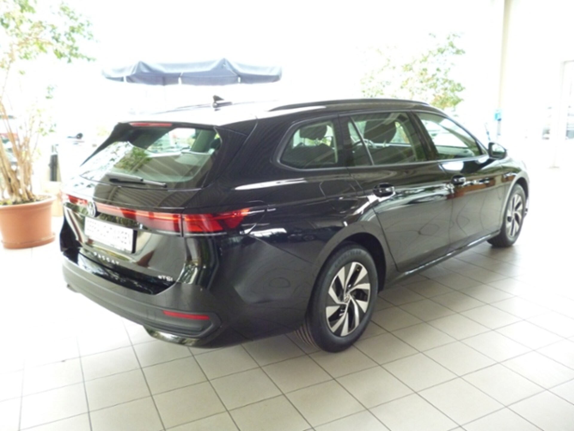 Volkswagen Passat Basis-Modell
