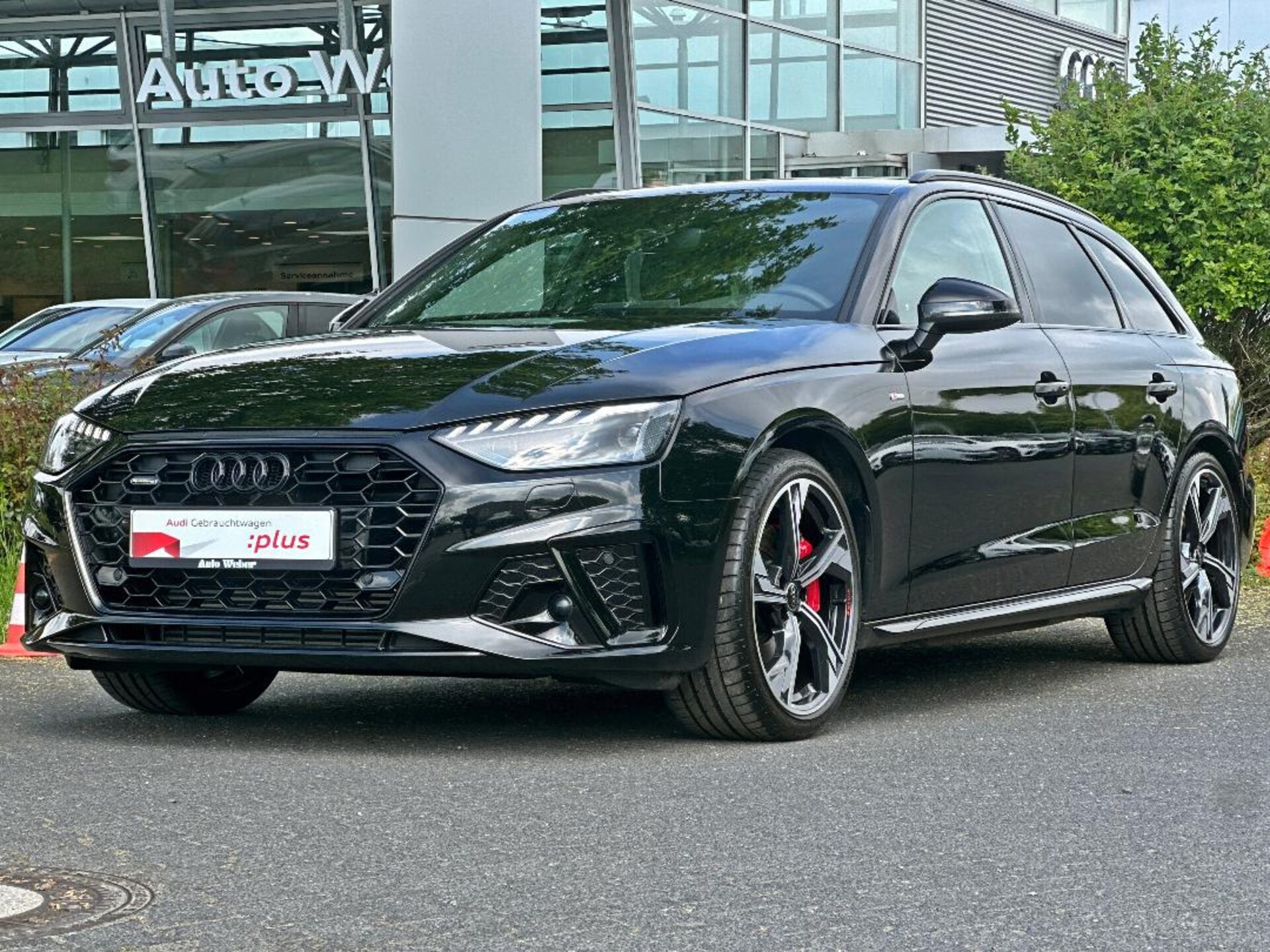 Audi A4 Avant S line