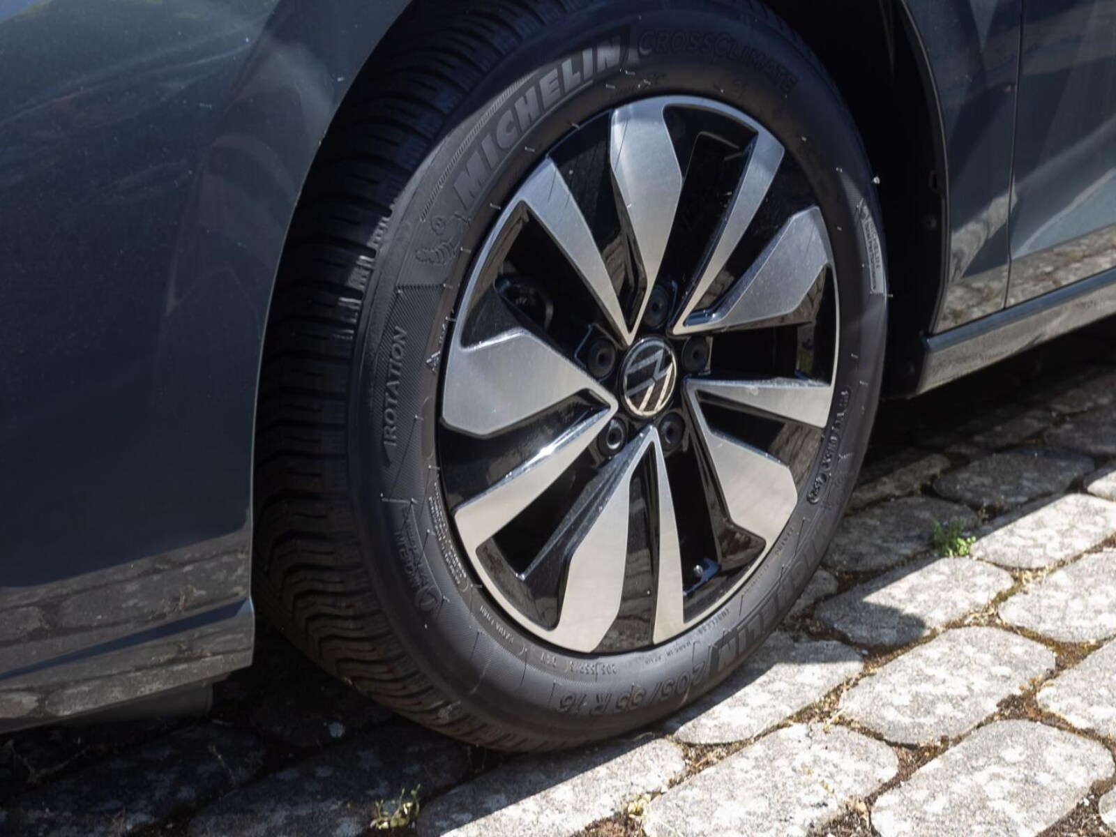 Volkswagen Golf – Bild 9