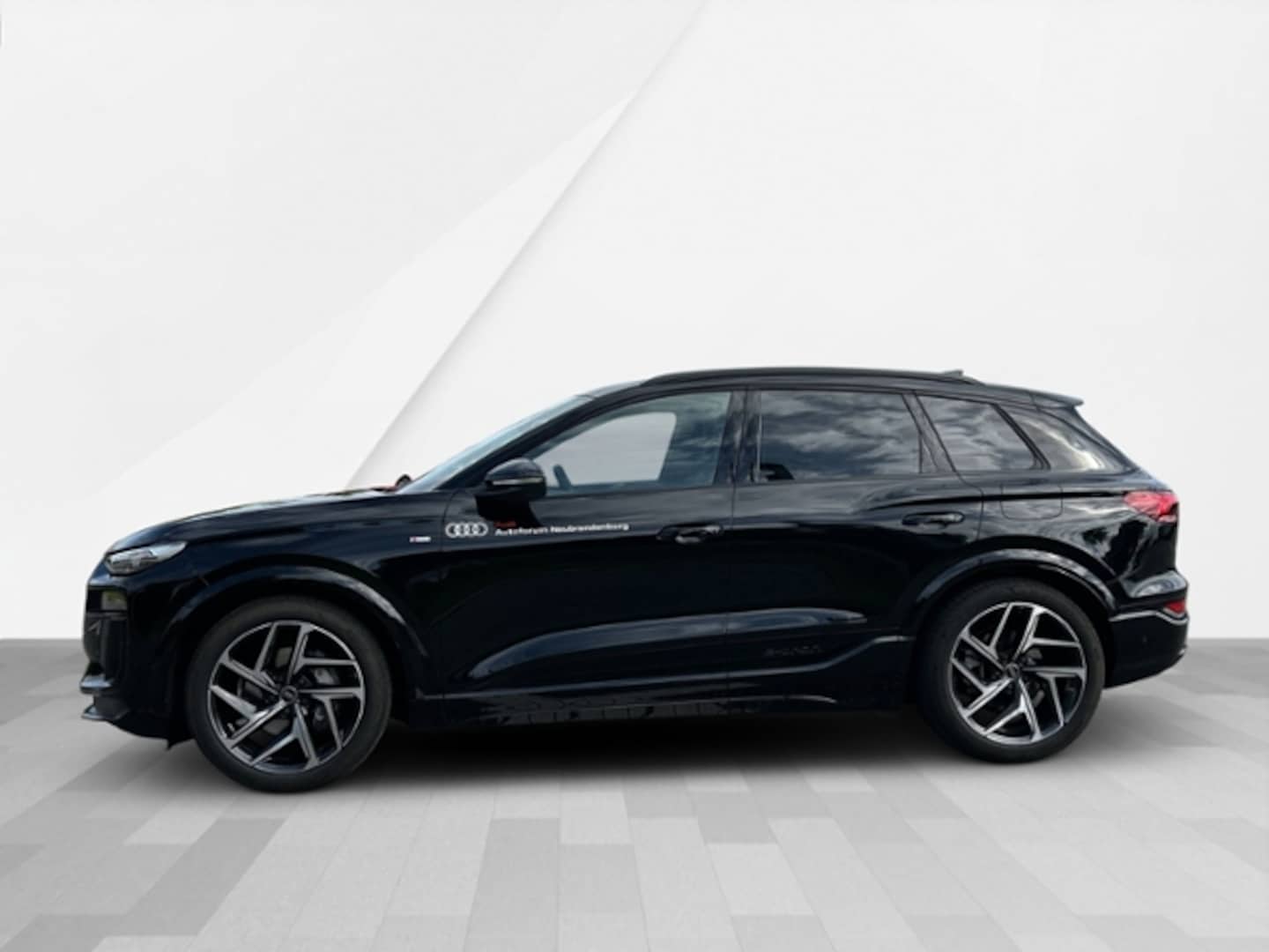 Bild über Audi Q6 SUV e-tron e-tron performance - für weitere Informationen kontaktieren Sie den Audi Partner