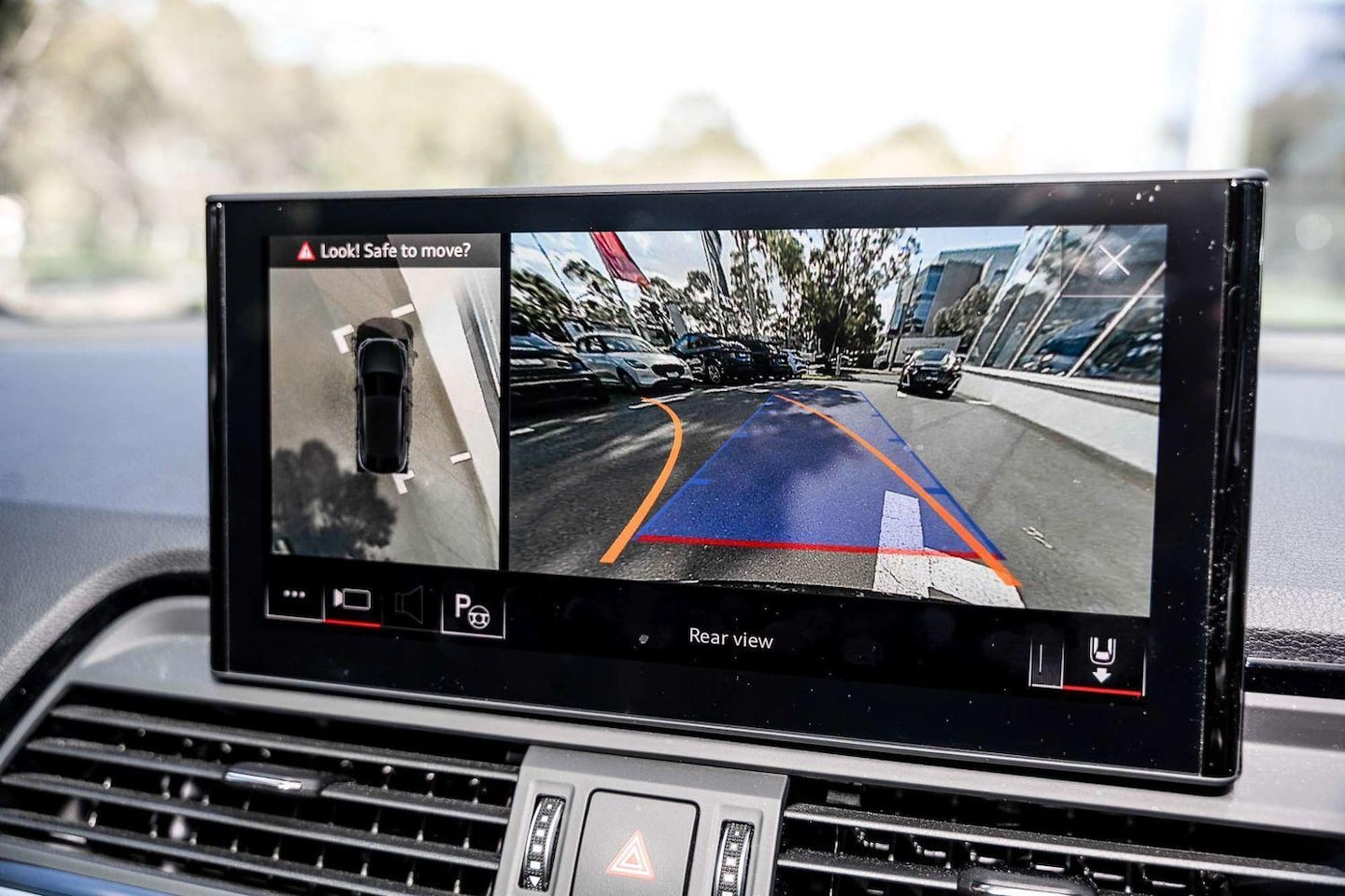 Image about Audi SQ5 Sportback TDI quattro tiptronic