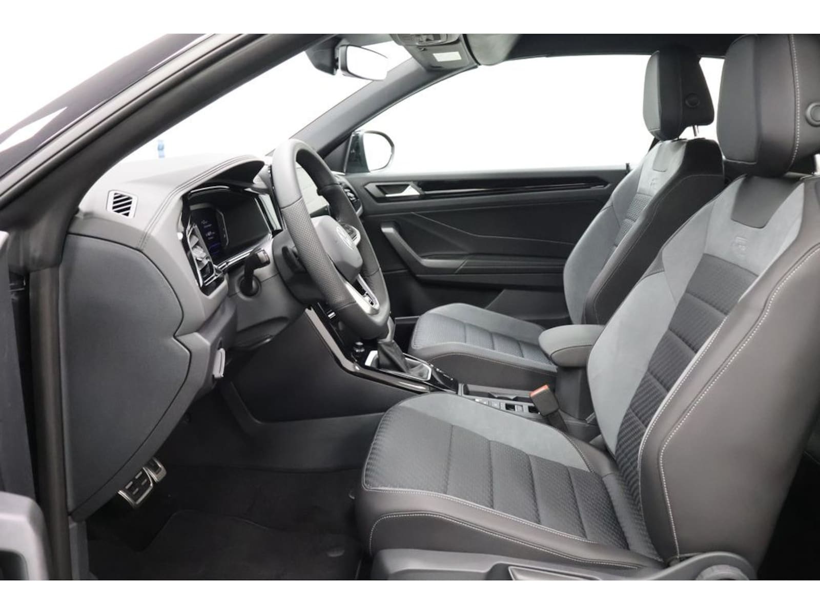 Volkswagen T-Roc Cabriolet – Bild 26