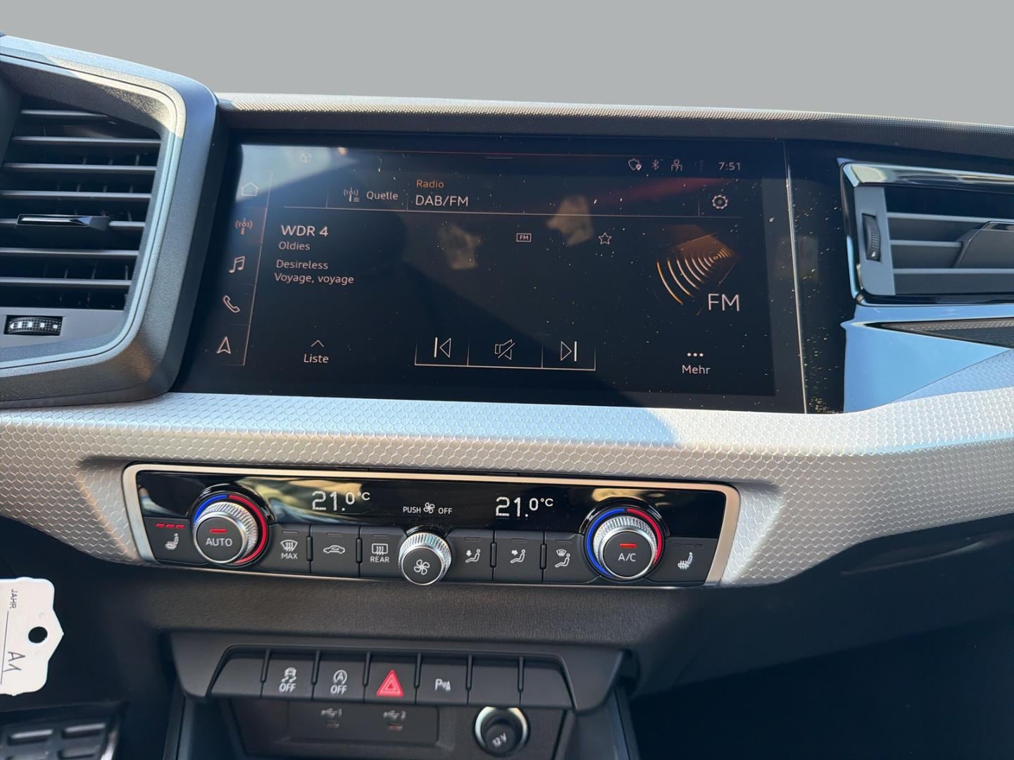 Bild über Audi A1 Sportback 30 TFSI S tronic - für weitere Informationen kontaktieren Sie den Audi Partner