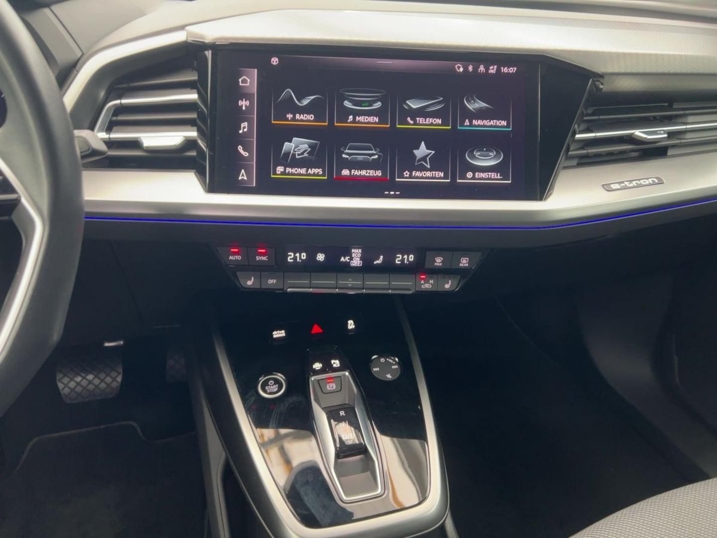 Bild über - für weitere Informationen kontaktieren Sie den Audi Partner