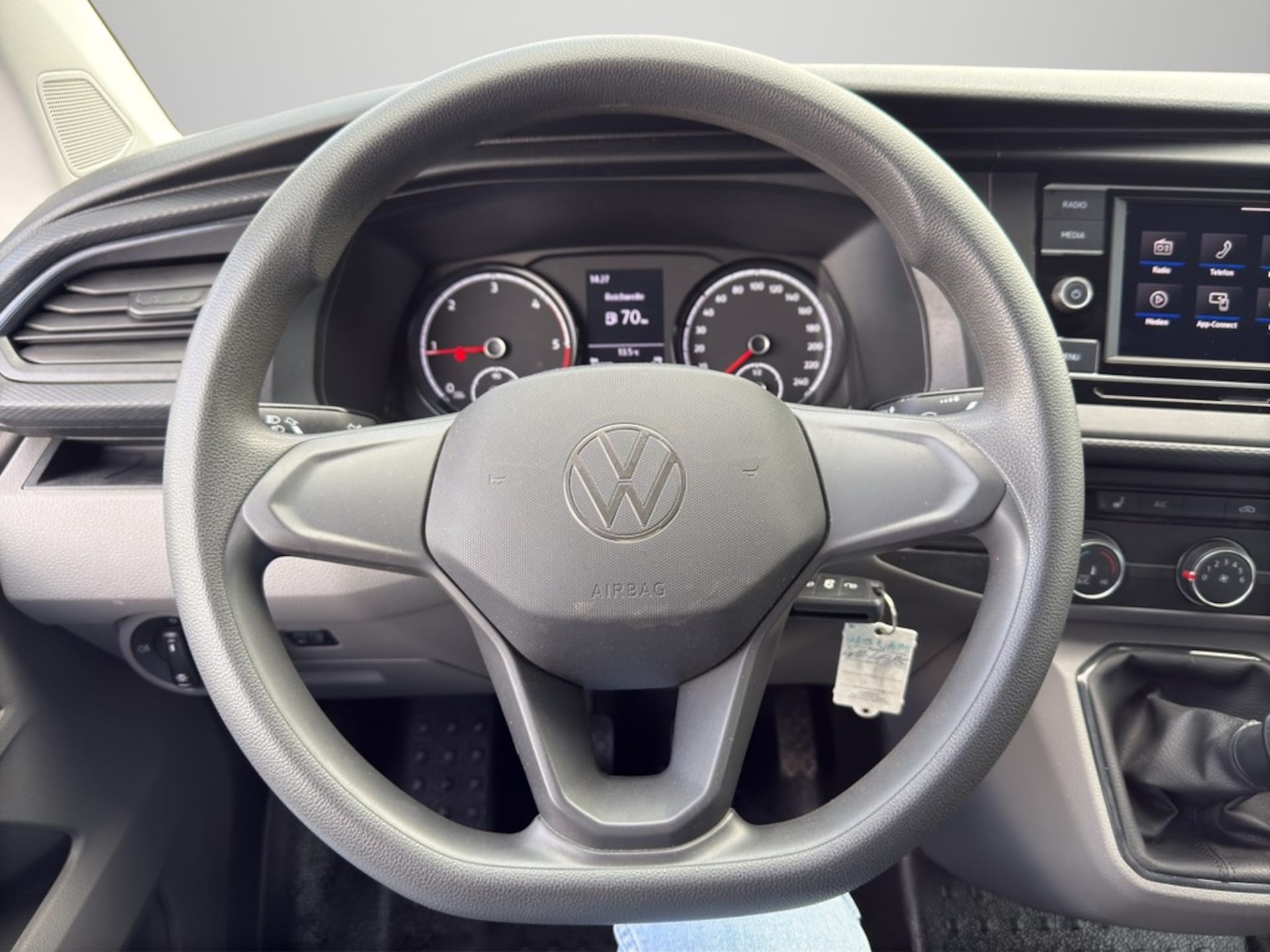 Volkswagen T6.1 Transporter Kasten langer Radstand