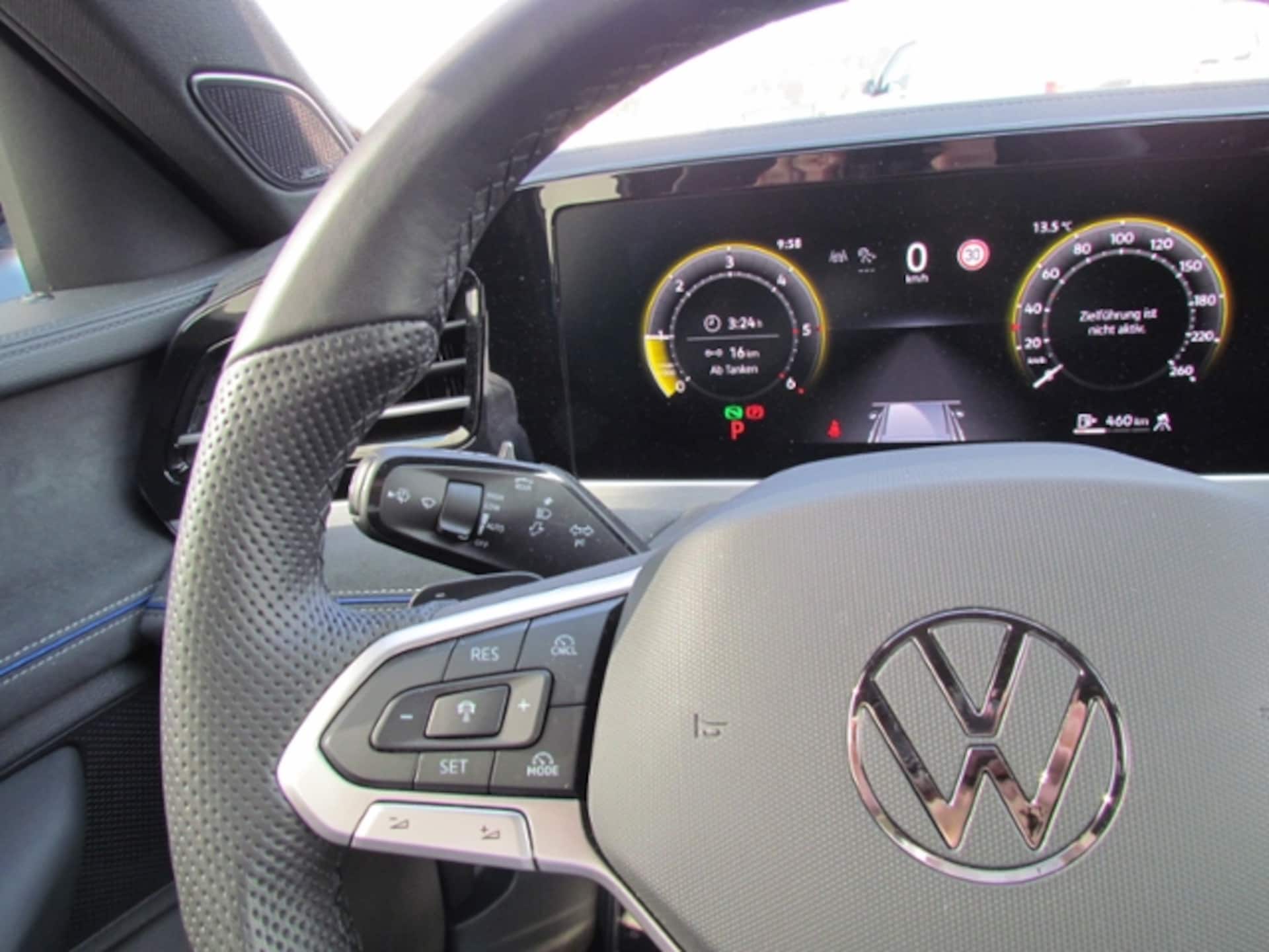 Volkswagen Passat R-Line