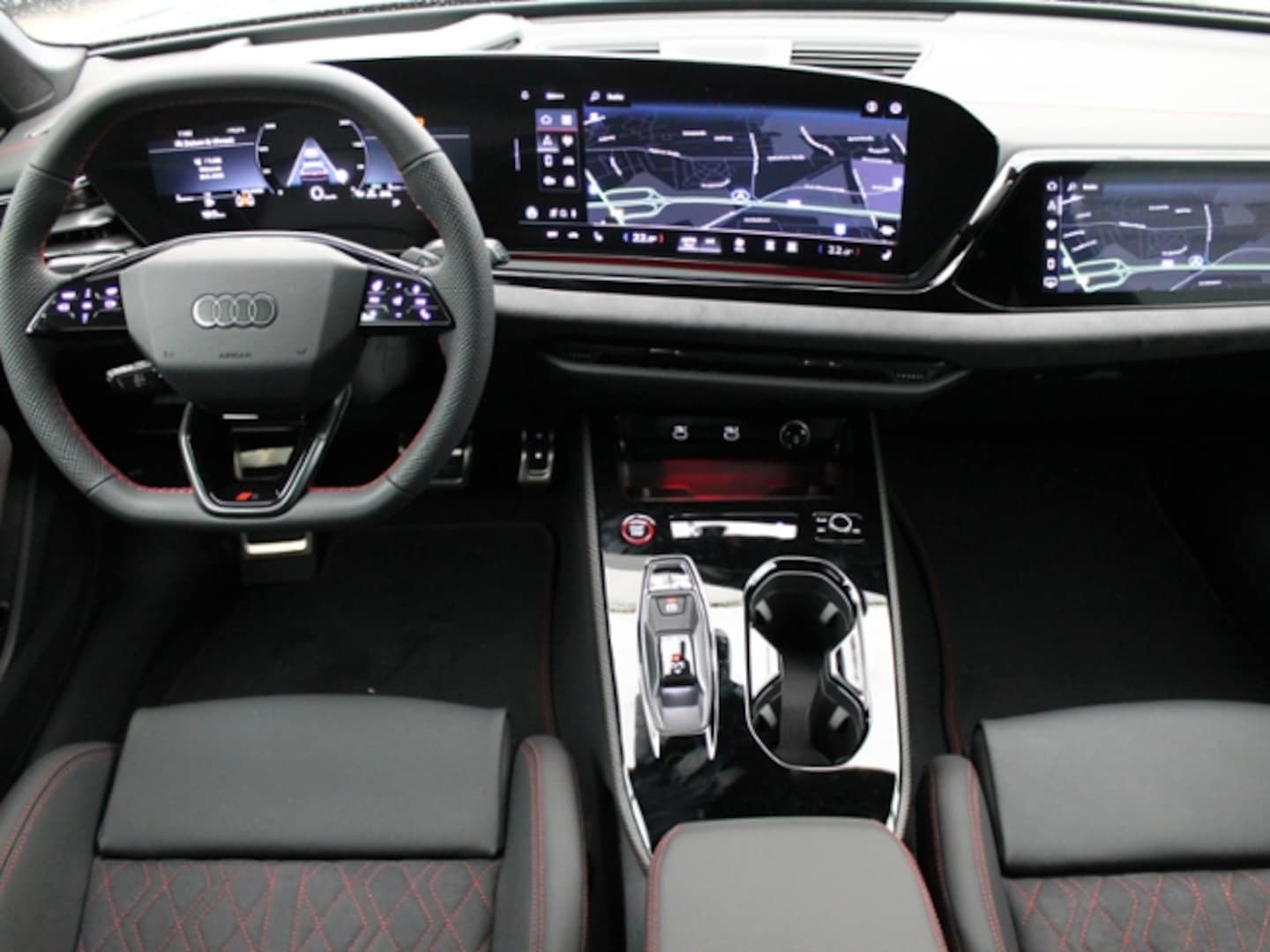 Bild über Audi A5 Avant TDI quattro 150 kW S tronic - für weitere Informationen kontaktieren Sie den Audi Partner