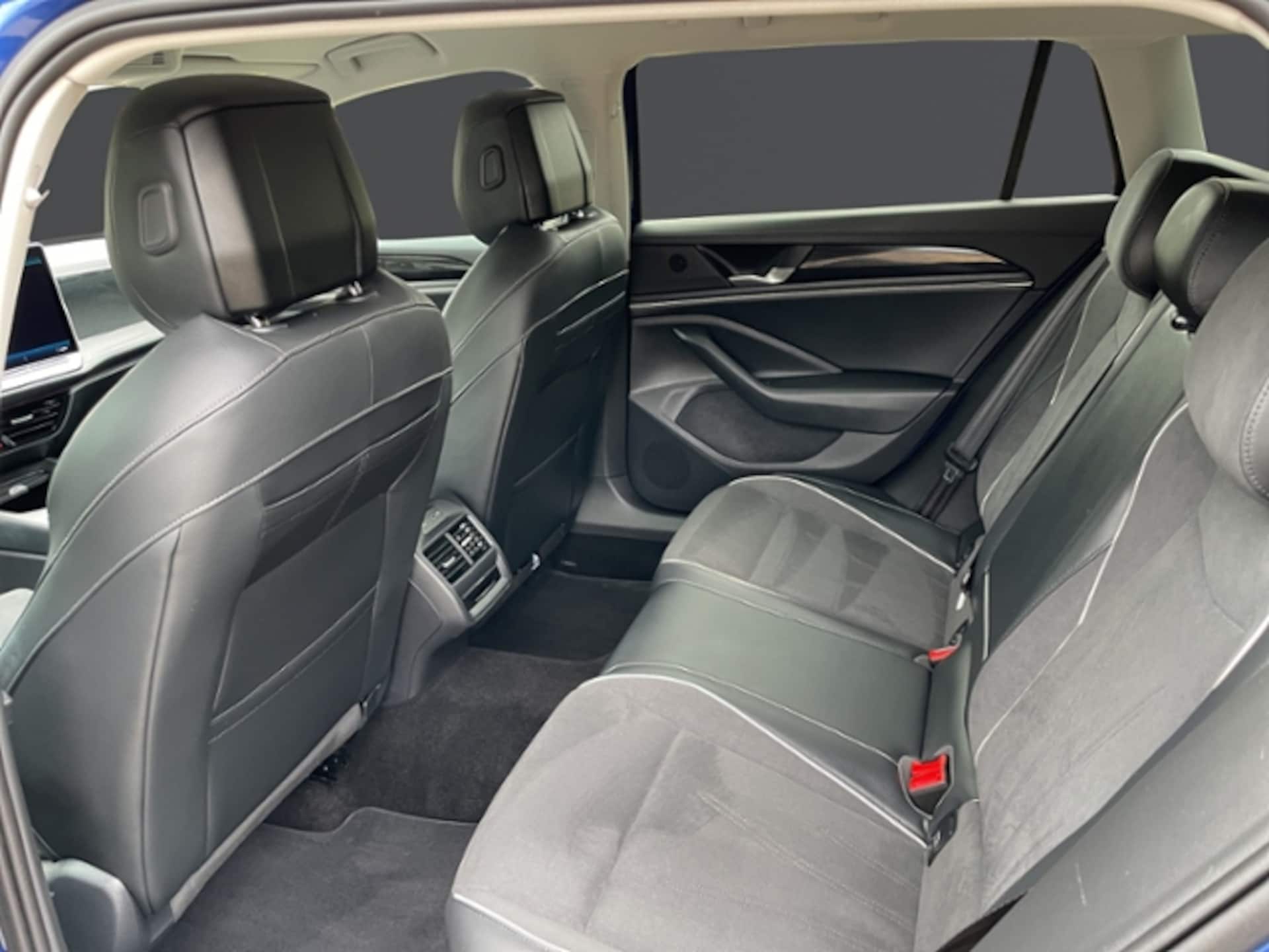 Volkswagen Passat Business