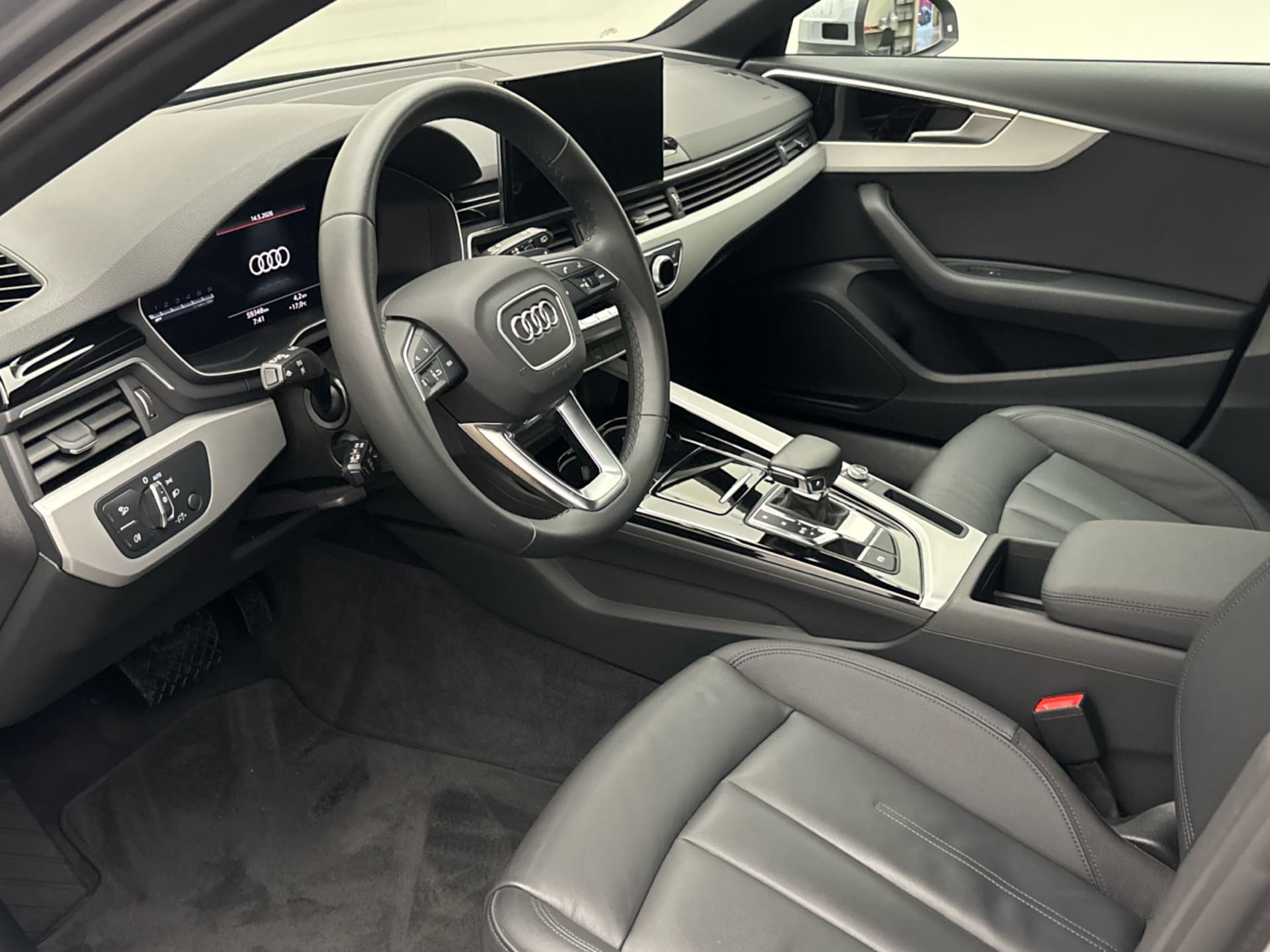 Audi A4 Avant Advanced