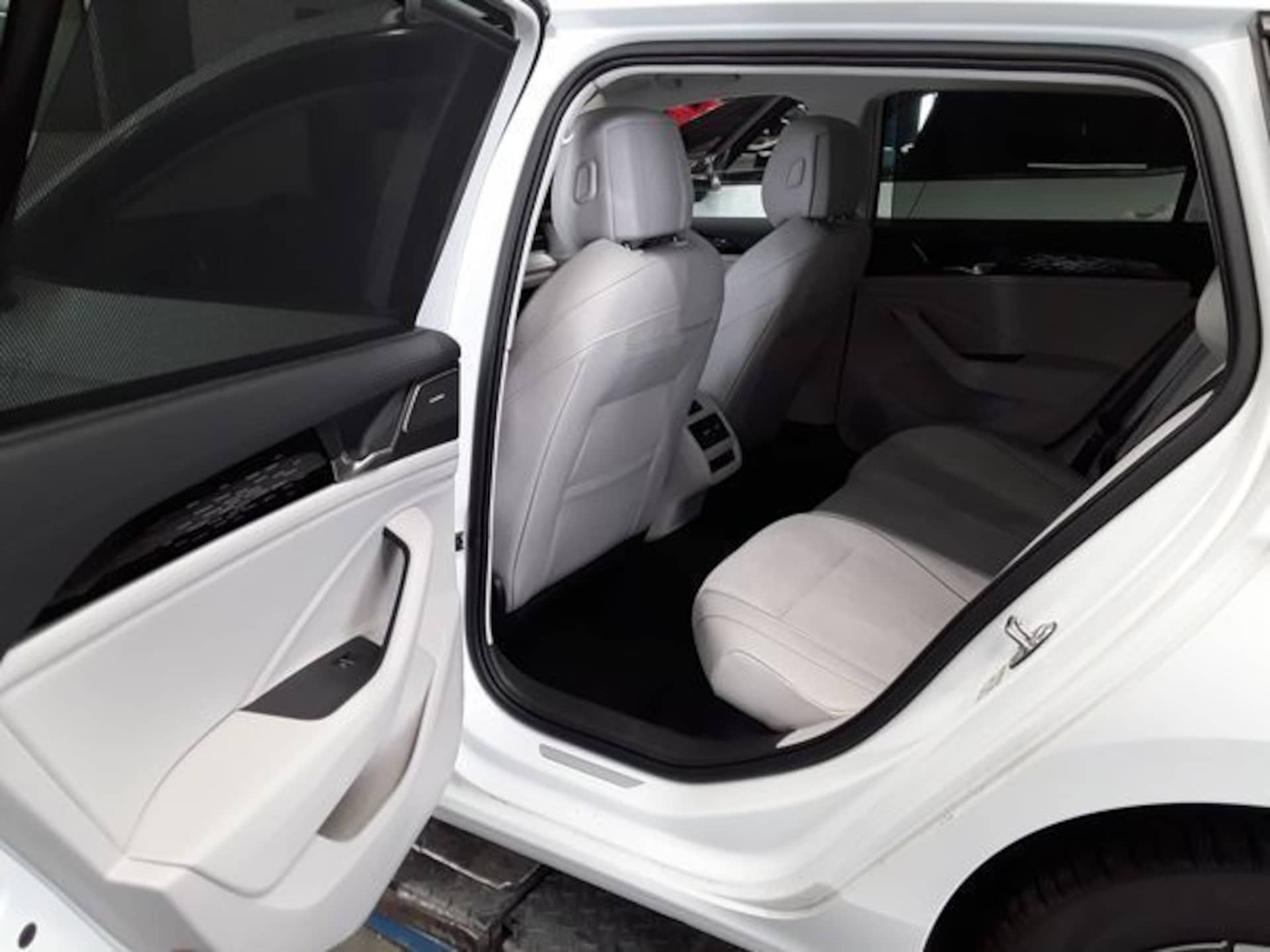 Volkswagen Passat Elegance