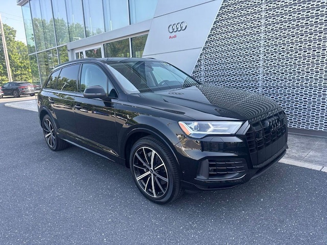 Photo of 2023 Audi Q7 