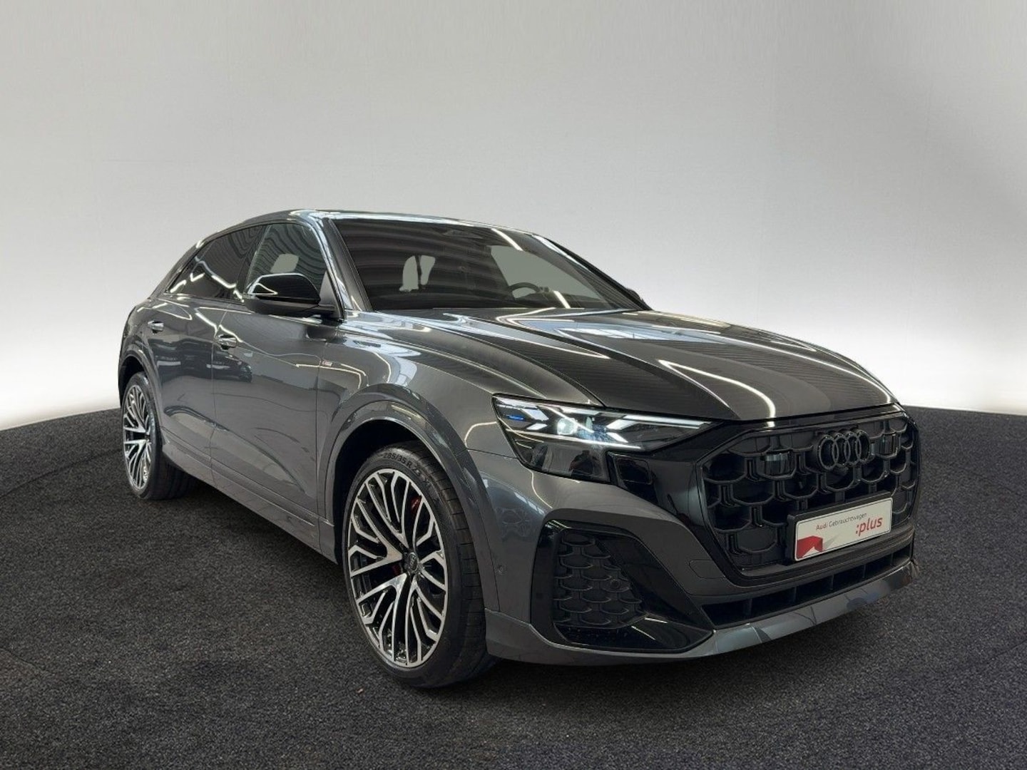 Bild über Audi Q8 SUV S line business TDI quattro 210 kW tiptronic - für weitere Informationen kontaktieren Sie den Audi Partner