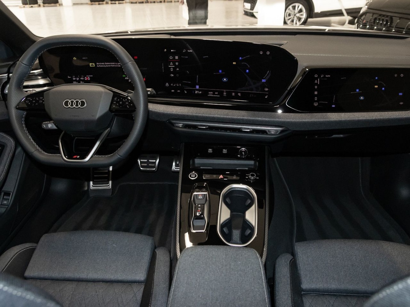 Bild über Audi A6 Avant e-hybrid edition one e-hybrid quattro 270 kW S tronic - für weitere Informationen kontaktieren Sie den Audi Partner