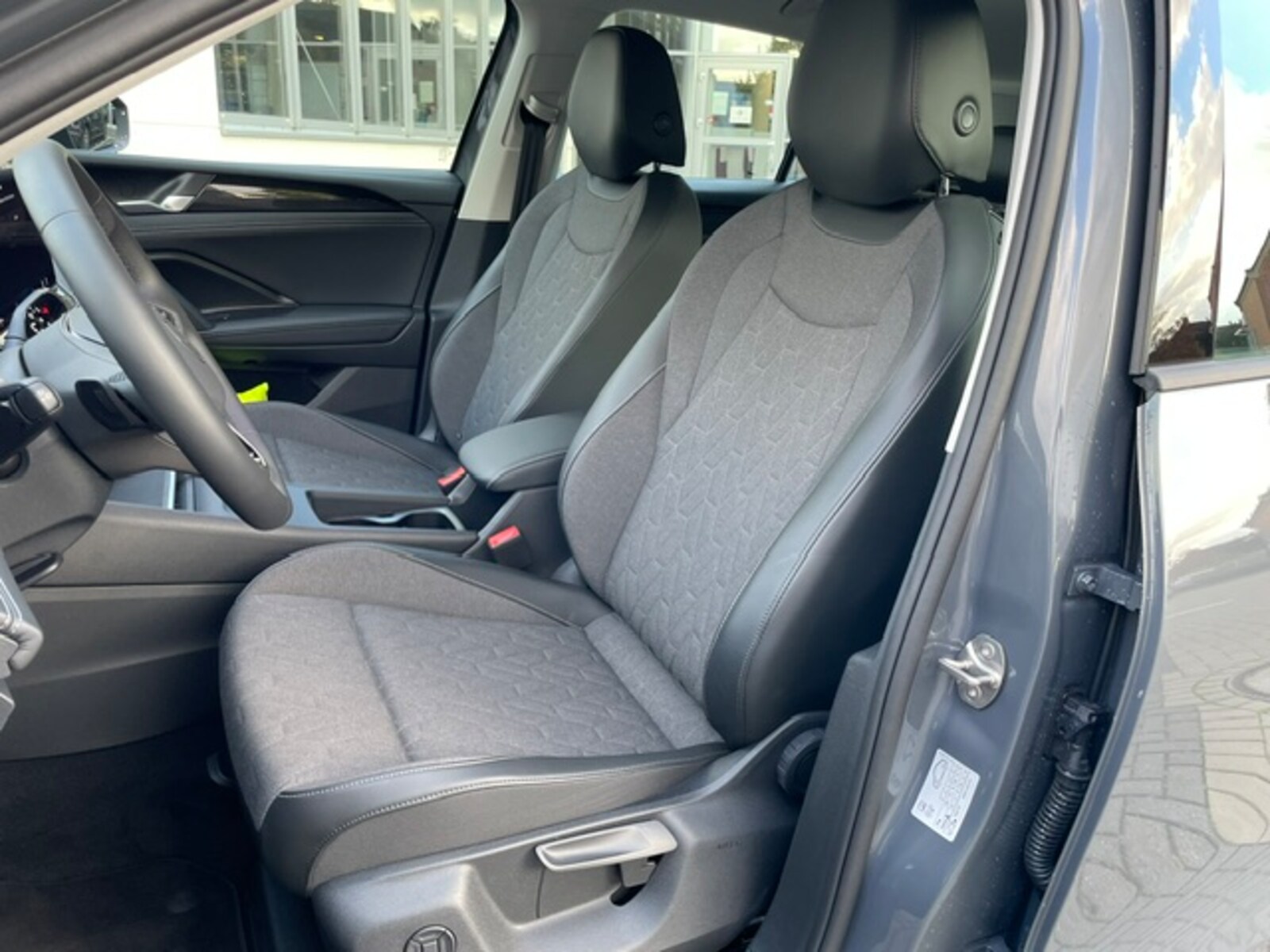 Volkswagen Tiguan – Bild 11