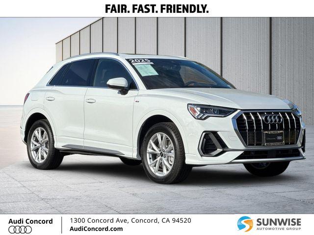 2025 Audi Q3 45 TFSI S Line Premium Plus quattro's photo