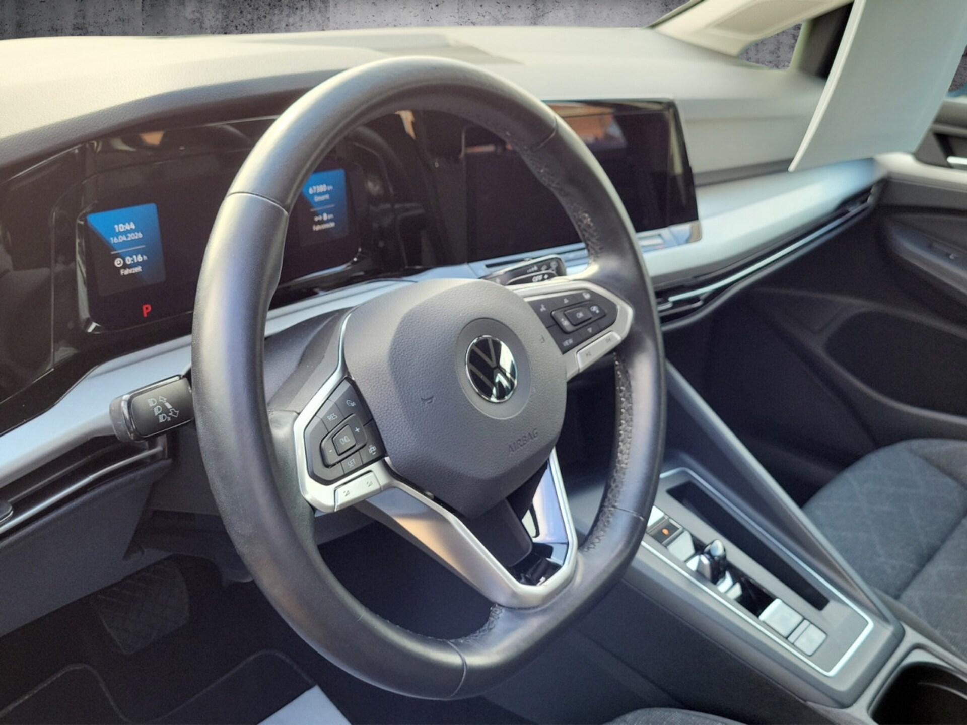 Volkswagen Golf Life