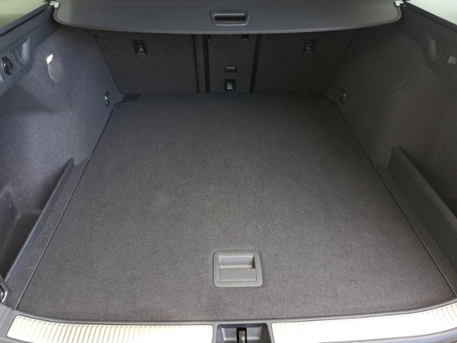 Volkswagen Passat – Bild 13
