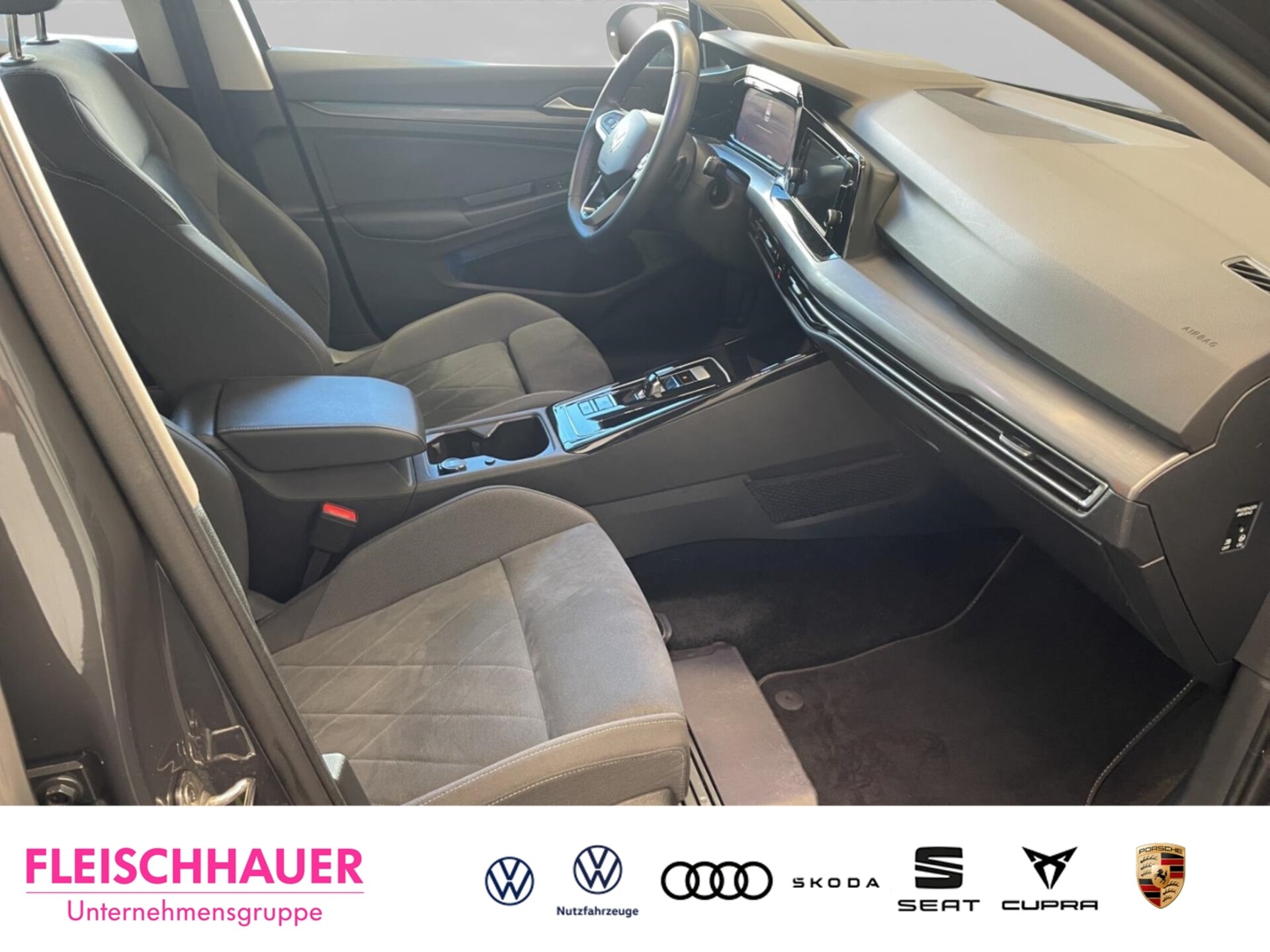 Volkswagen Golf Style