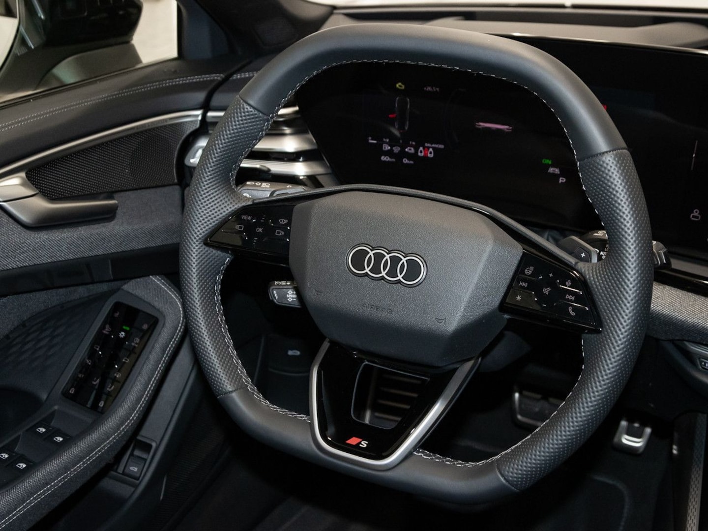 Bild über Audi A6 Avant e-hybrid edition one e-hybrid quattro 270 kW S tronic - für weitere Informationen kontaktieren Sie den Audi Partner