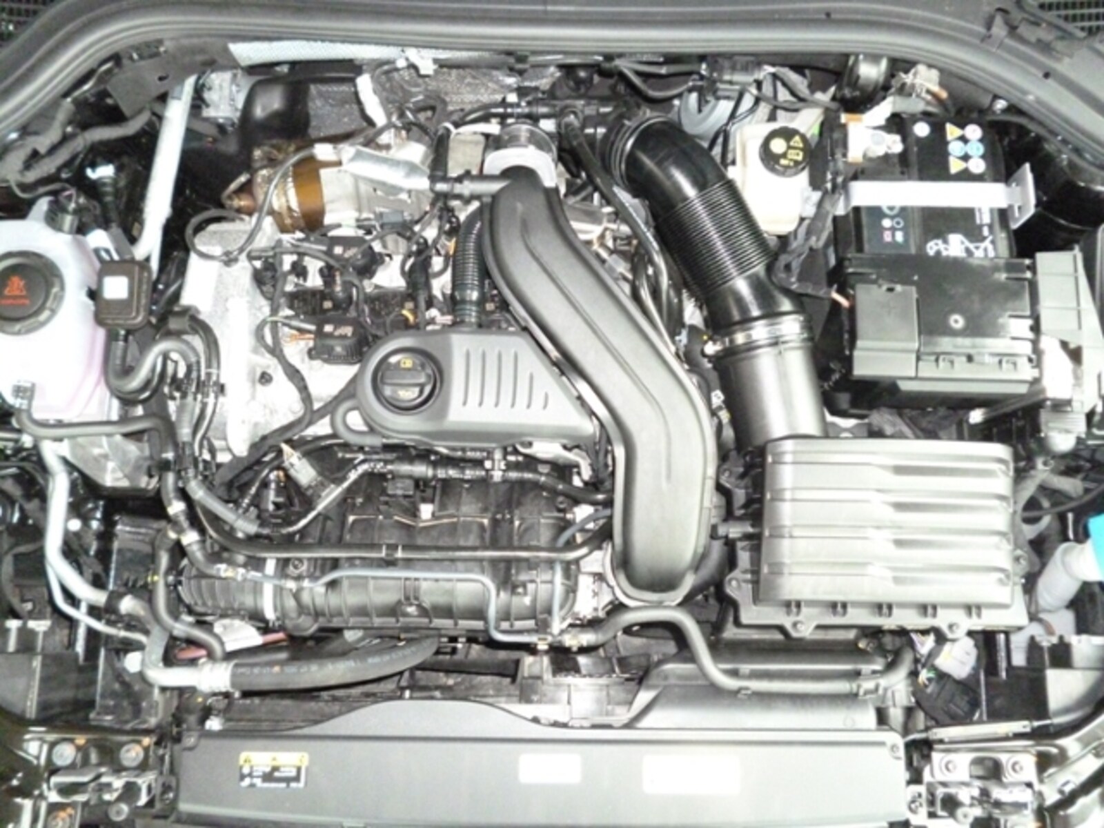 Volkswagen Passat – Bild 16