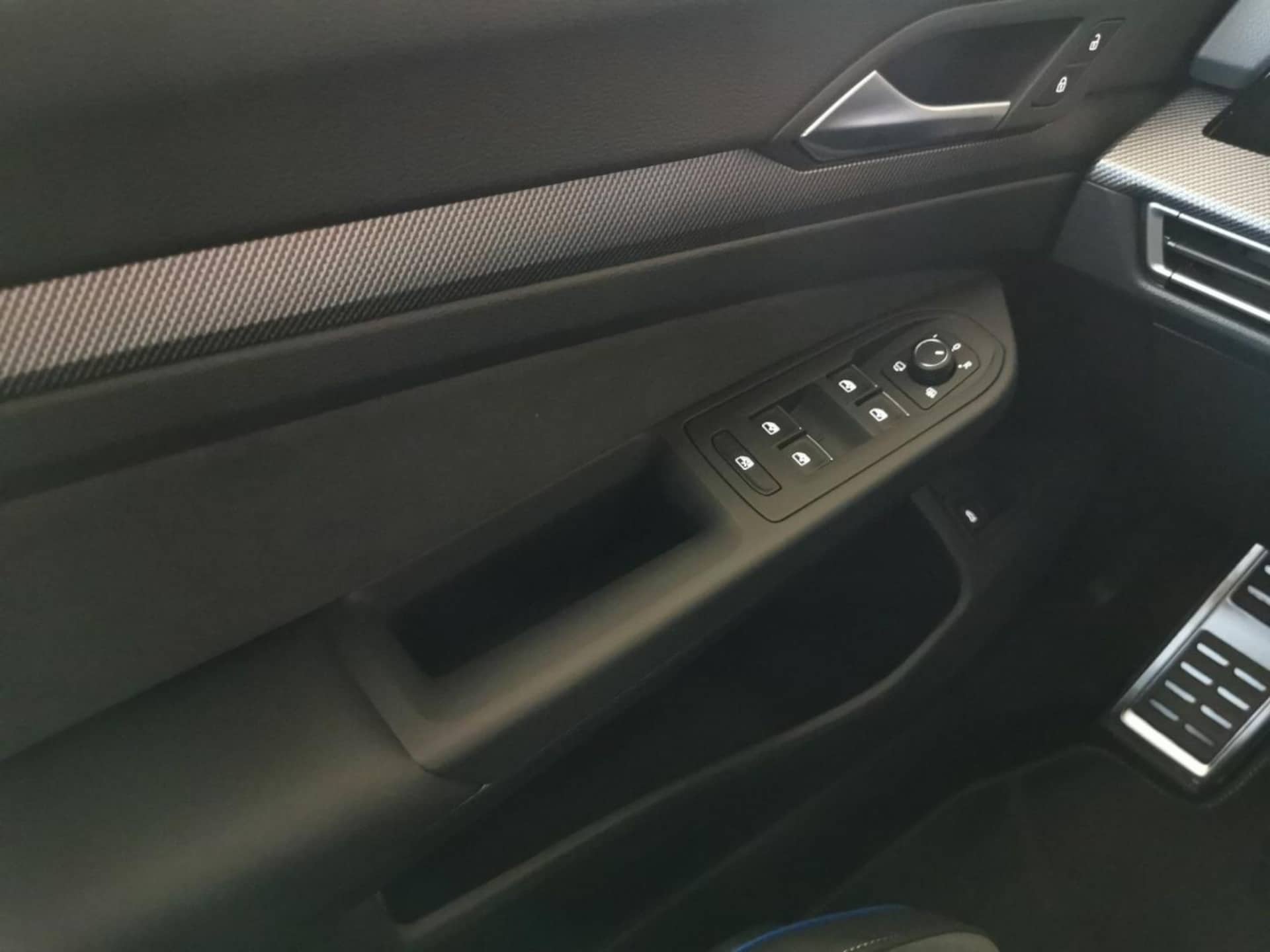 Volkswagen Golf Variant R-Line