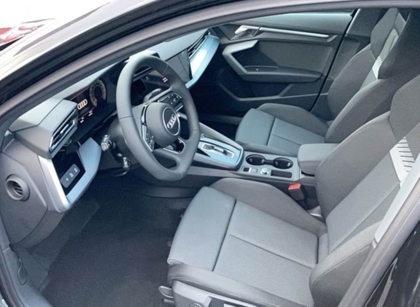 Bild über Audi A3 Sportback TFSI 85 kW S tronic - für weitere Informationen kontaktieren Sie den Audi Partner